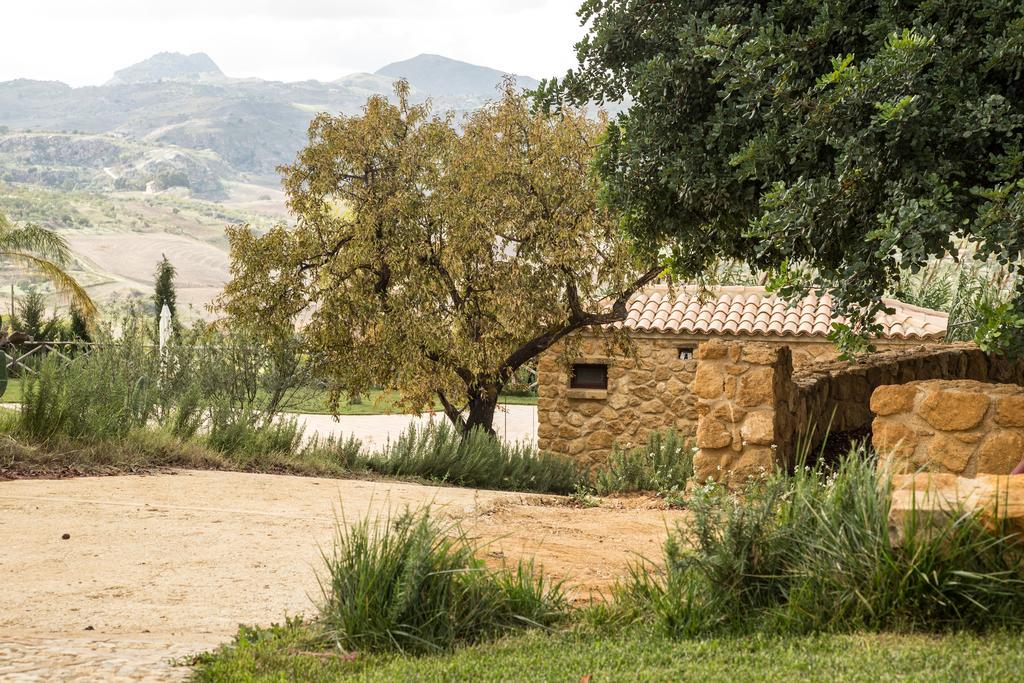 Aragona Agriturismo Feudo Muxarello מראה חיצוני תמונה
